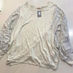 Andrée by Unit Knit around Neck Top Gray XL